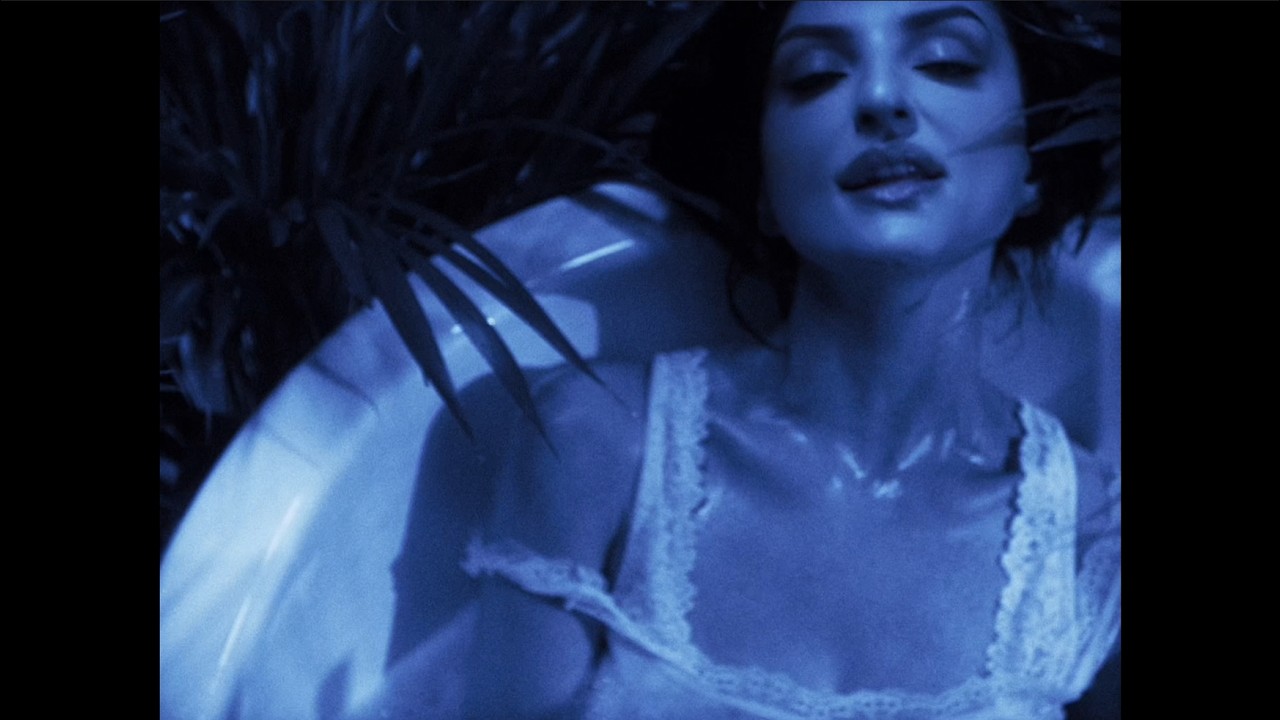 Arisa - Il tuo profumo (Official Video)