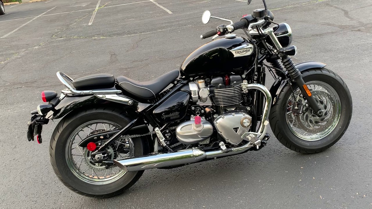 Exhaust Sounds and Overview of 2018 Triumph Bonneville Speedmaster