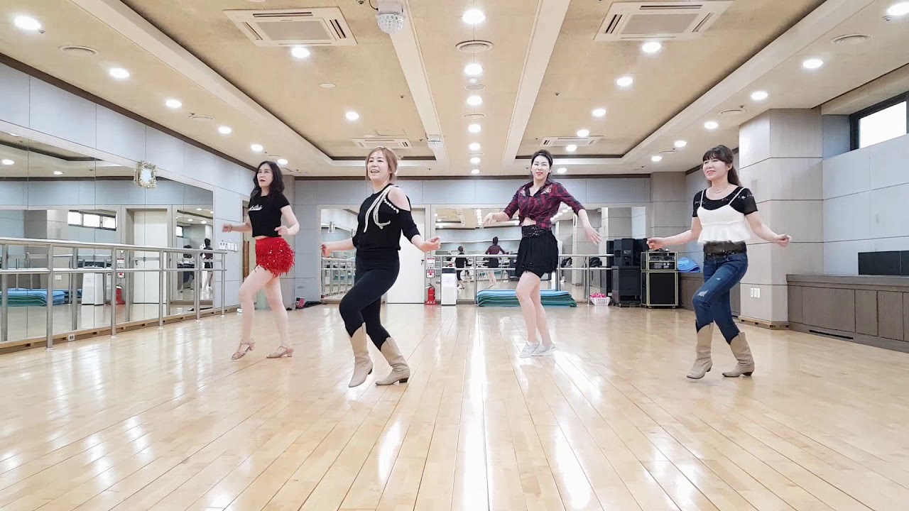 Move Across The River Line Dance (Dance & Count)