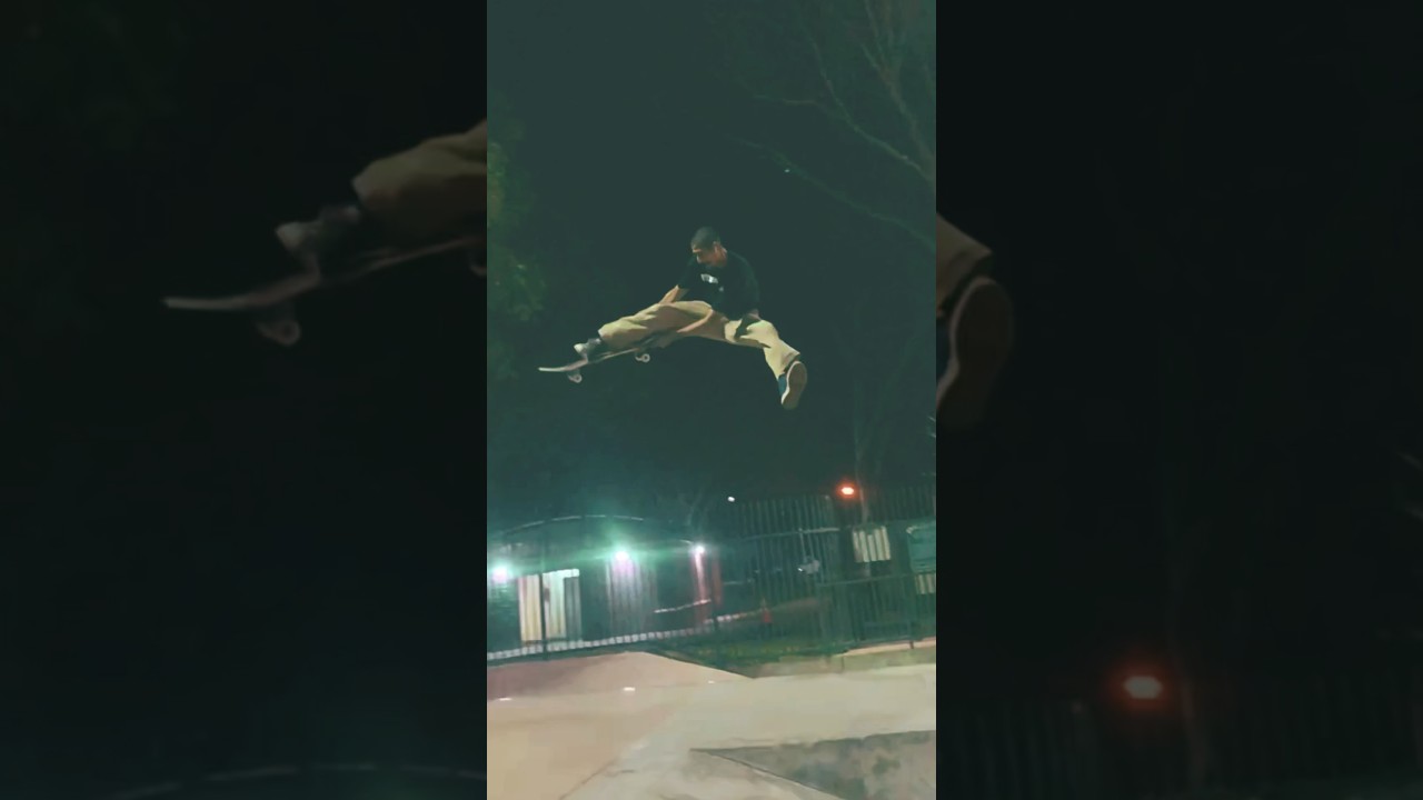 Costa Mesa nights with ​@VincentLuevanos 🛹 #explorepage #trending #travel #sports #skateboarding