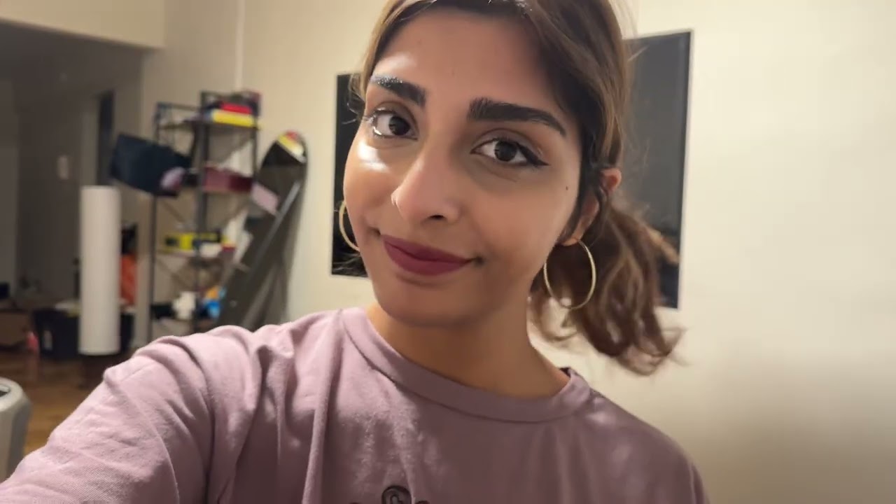 Day in the life of a full time camgirl model