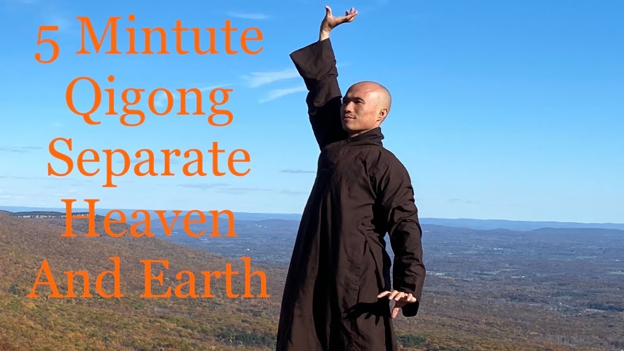 5 Minute Qigong Separate Heaven and Earth, Twisting Body