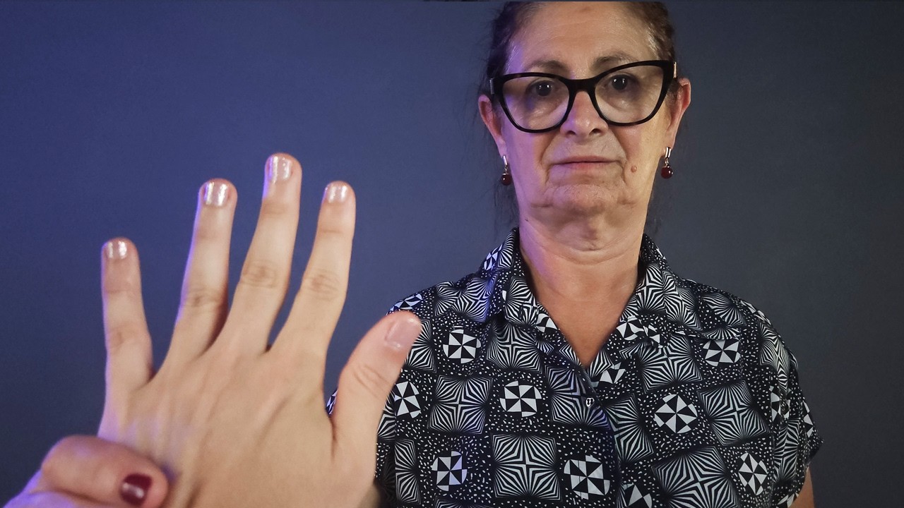 ASMR PINTANDO SUAS UNHAS