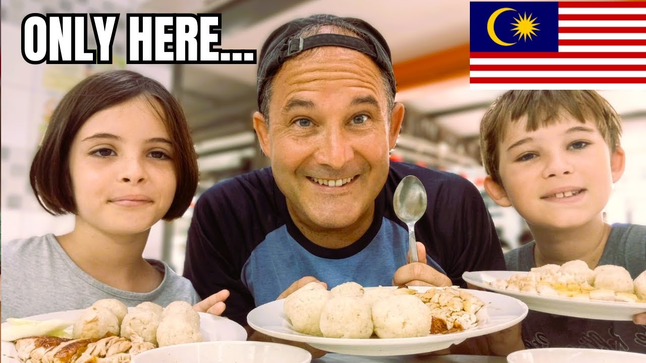 Мы нашли знаменитые рисовые шарики с курицей в Малакке🇲🇾 Иностранцы пробуют малазийскую кухню