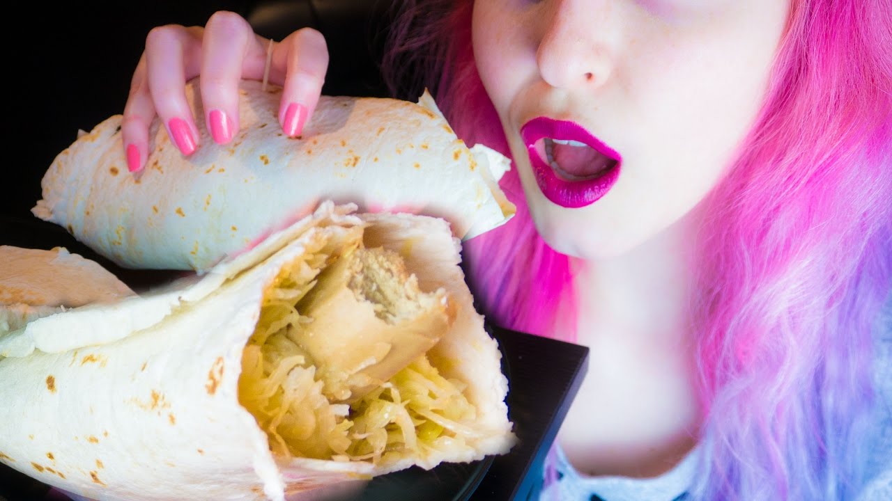 ASMR: German Bratwurst Sauerkraut Wrap ~ Relaxing Eating Sounds [No Talking | Vegan] 😻