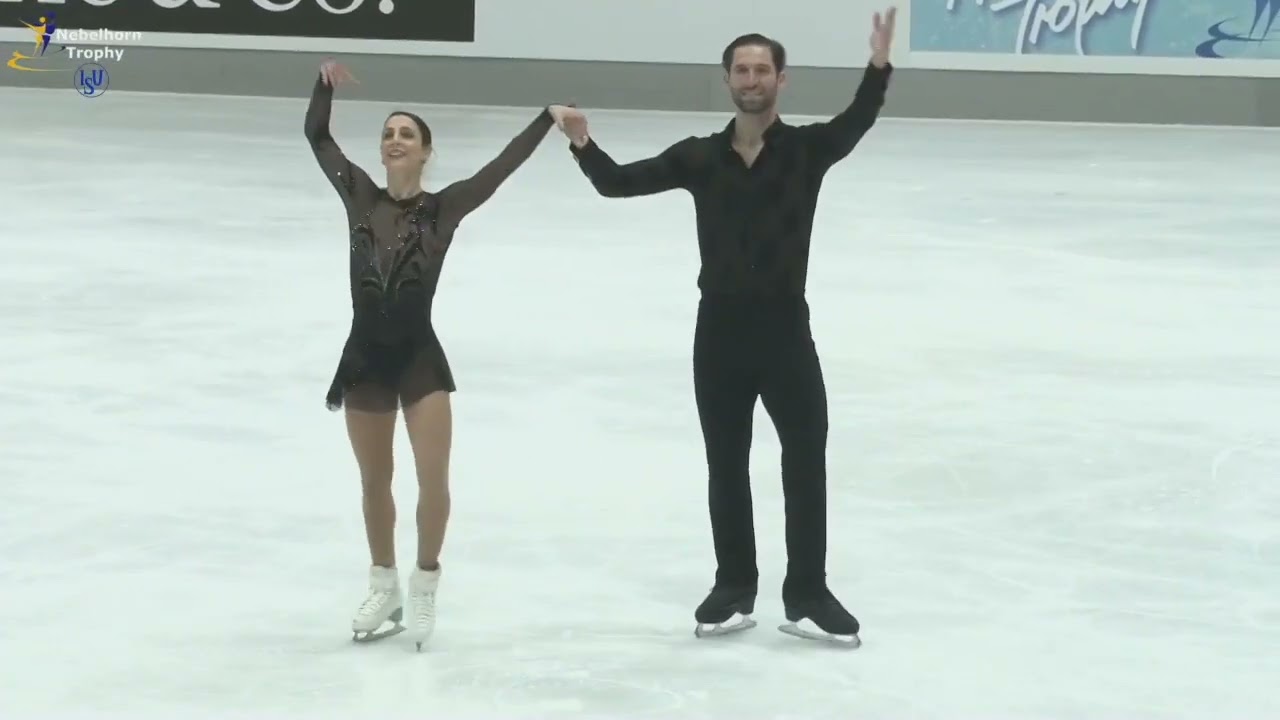 Deanna Stellato-Dudek and Maxime Deschamps - Nebelhorn Trophy 2022. SP.