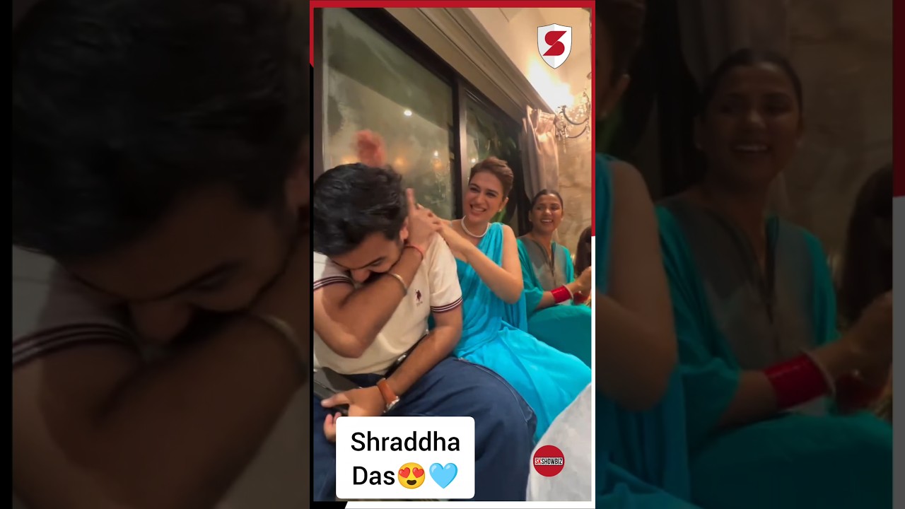 Shraddha Das Looking Fabulous in Saree Look 😍 #shraddhadas #shorts #bollywood | SKShowbiz