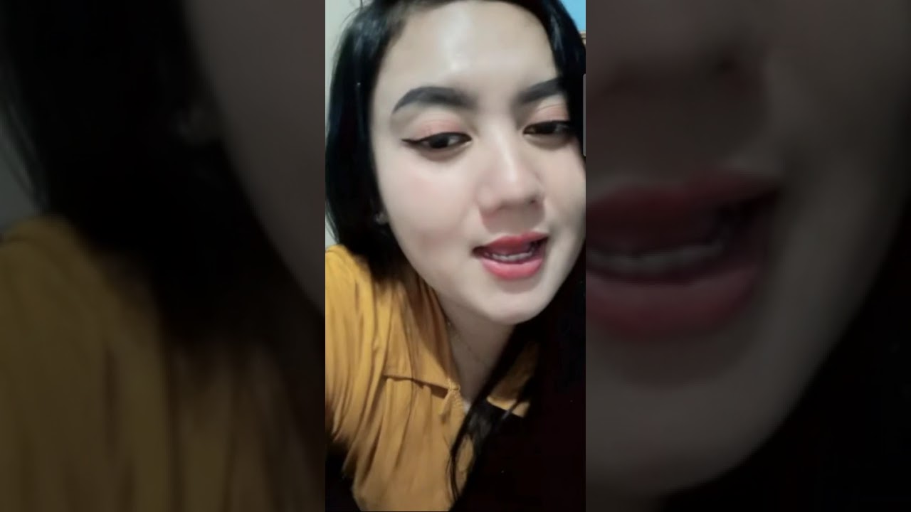 Janda Manis Betah dirumah Terus