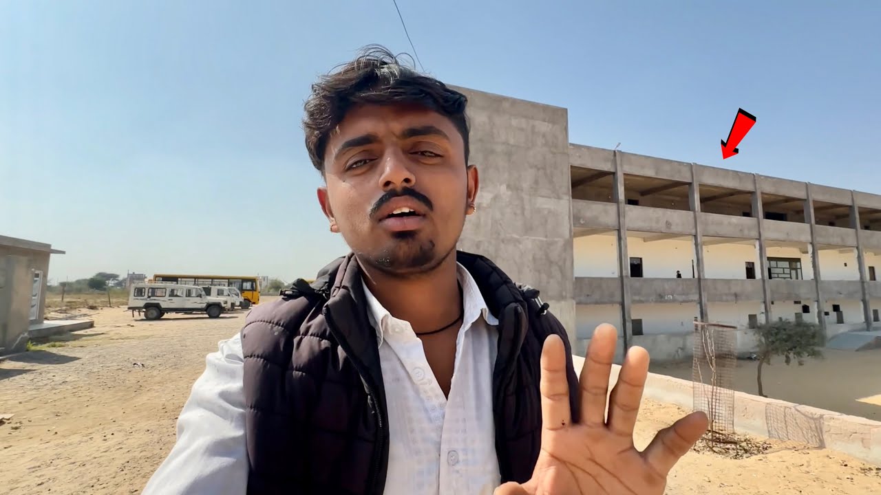 Aaj Mele me ek Dam Khaki Nikla 🥰 Sorry 