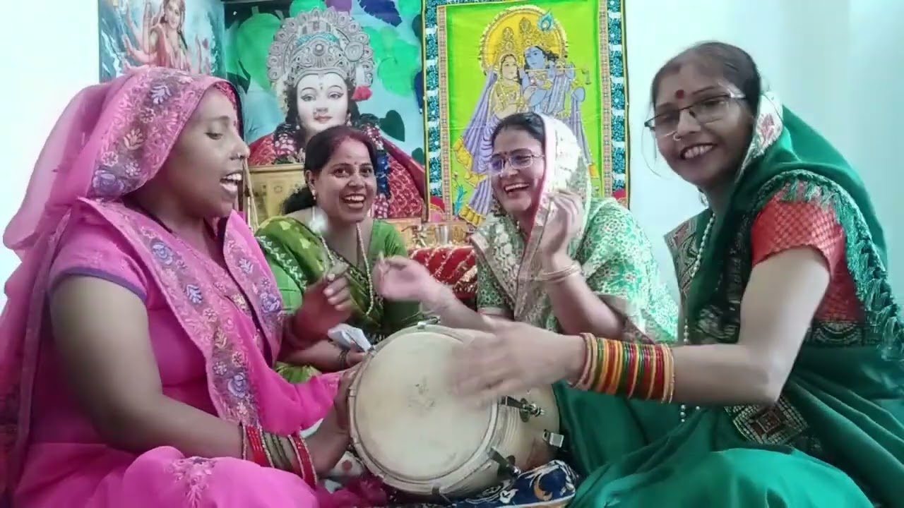 सुंदर #ढोलक सुरीली #आवाज़ में 🥰 सुनिए मातारानी का प्यारा सा #भजन 