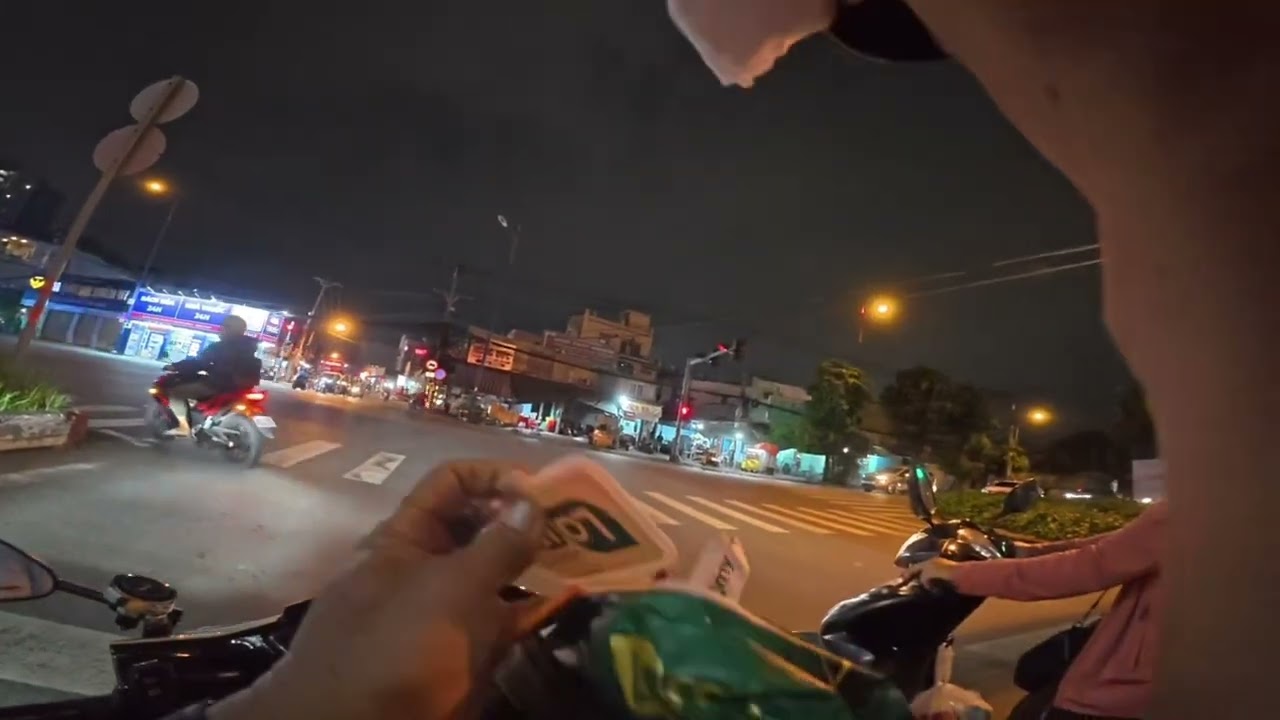  nay 4 ca trời mưa ướt lạnh quá nhưng trong lòng vẫn thấy vui ￼❤️#youtube #xuhuongyoutube #longq9 