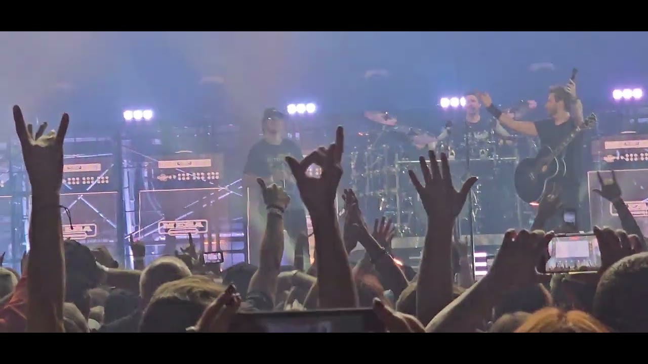 Rockstar - Nickelback  - T-Mobile Arena - Kansas City, MO 2023