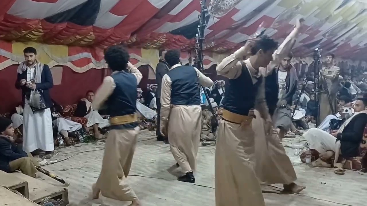 شعبي الفنان احمد مشعوف  عرس ال الظمري  رقص فرقه البشير روووعه