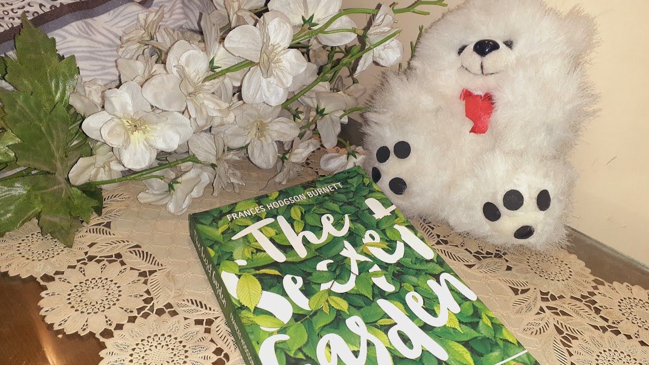 Reading u a relaxing book in a cozy atmosphere☺/SOFT SPOKEN/asmr budgie/asmr sleep/asmr tingles#asmr