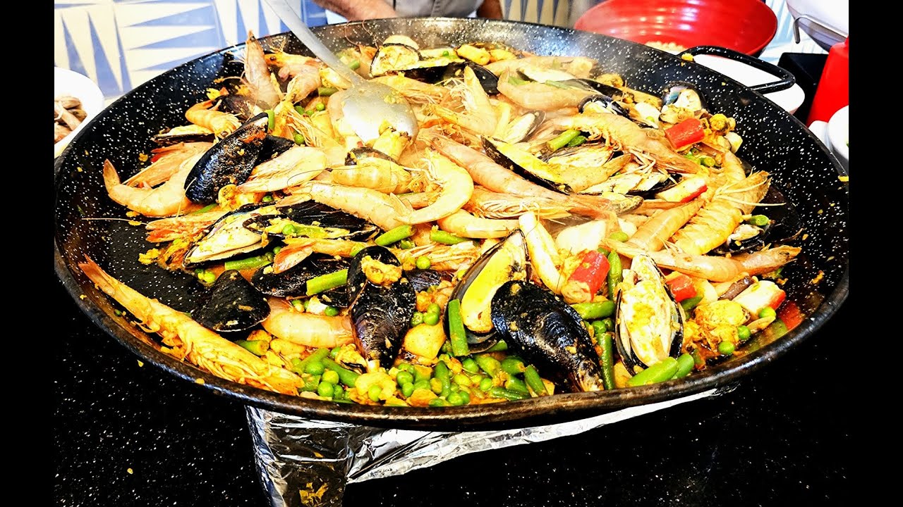 All Inclusive Lunch at The Mirage Resort & Spa in Hammamet 🇹🇳 | Tunisian Resort Buffet Tour