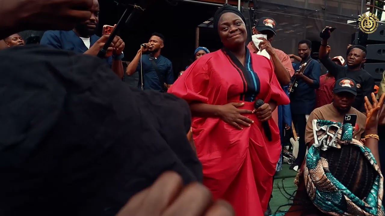 Min Adeyinka Alaseyori live at Olabest birthday market praise 2025