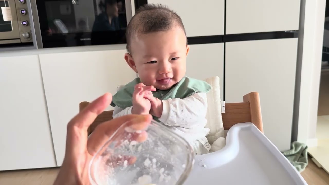 태어난지 5개월 18일 -첫 이유식