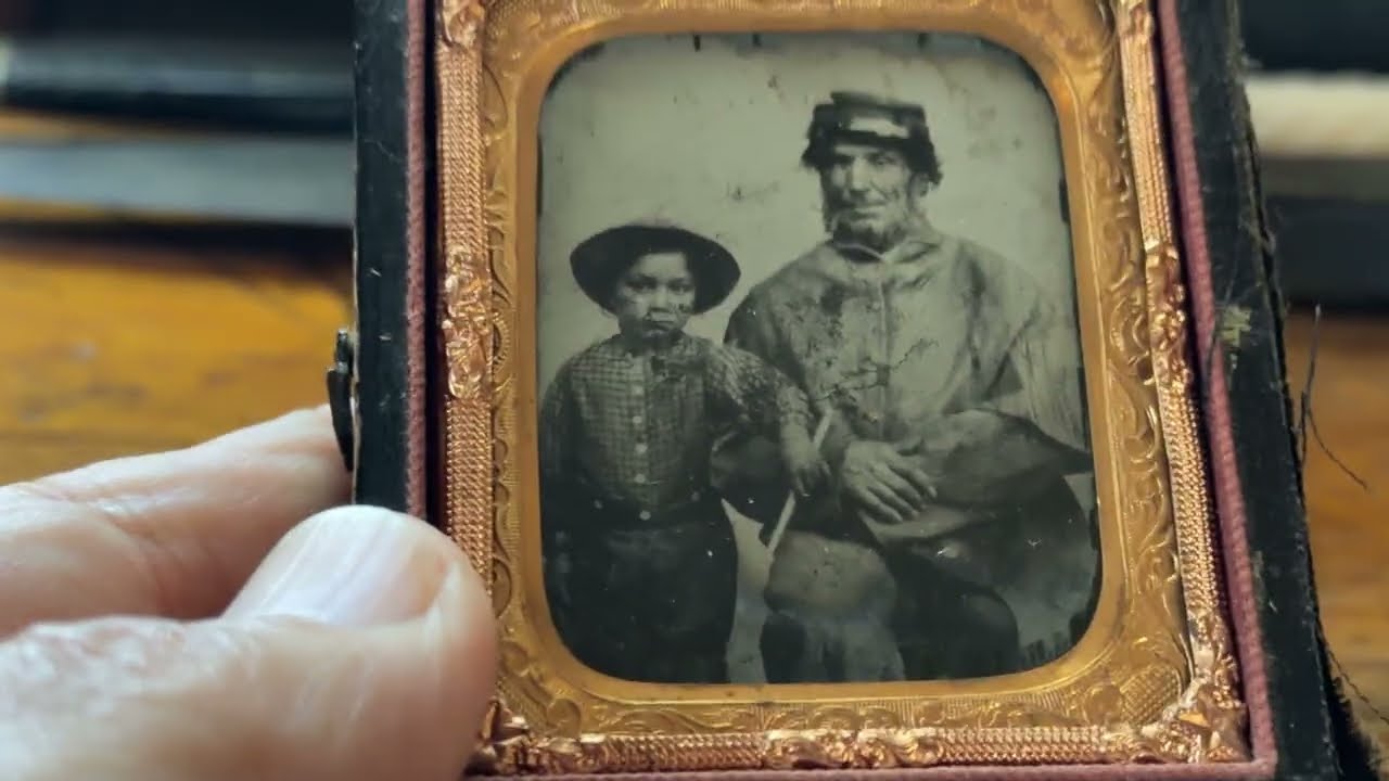 Civil War Bowie Knives and Rebel artifacts 