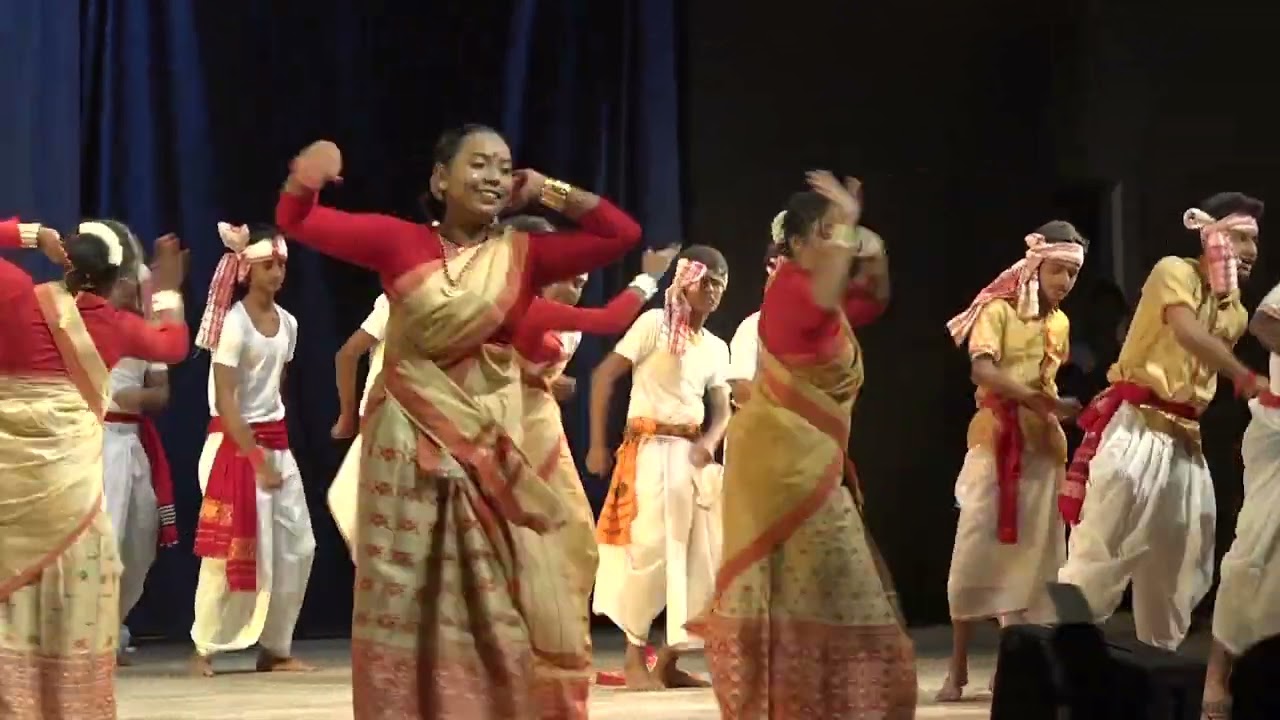 Bihu dance performance | Green Meadows School Guwahati |