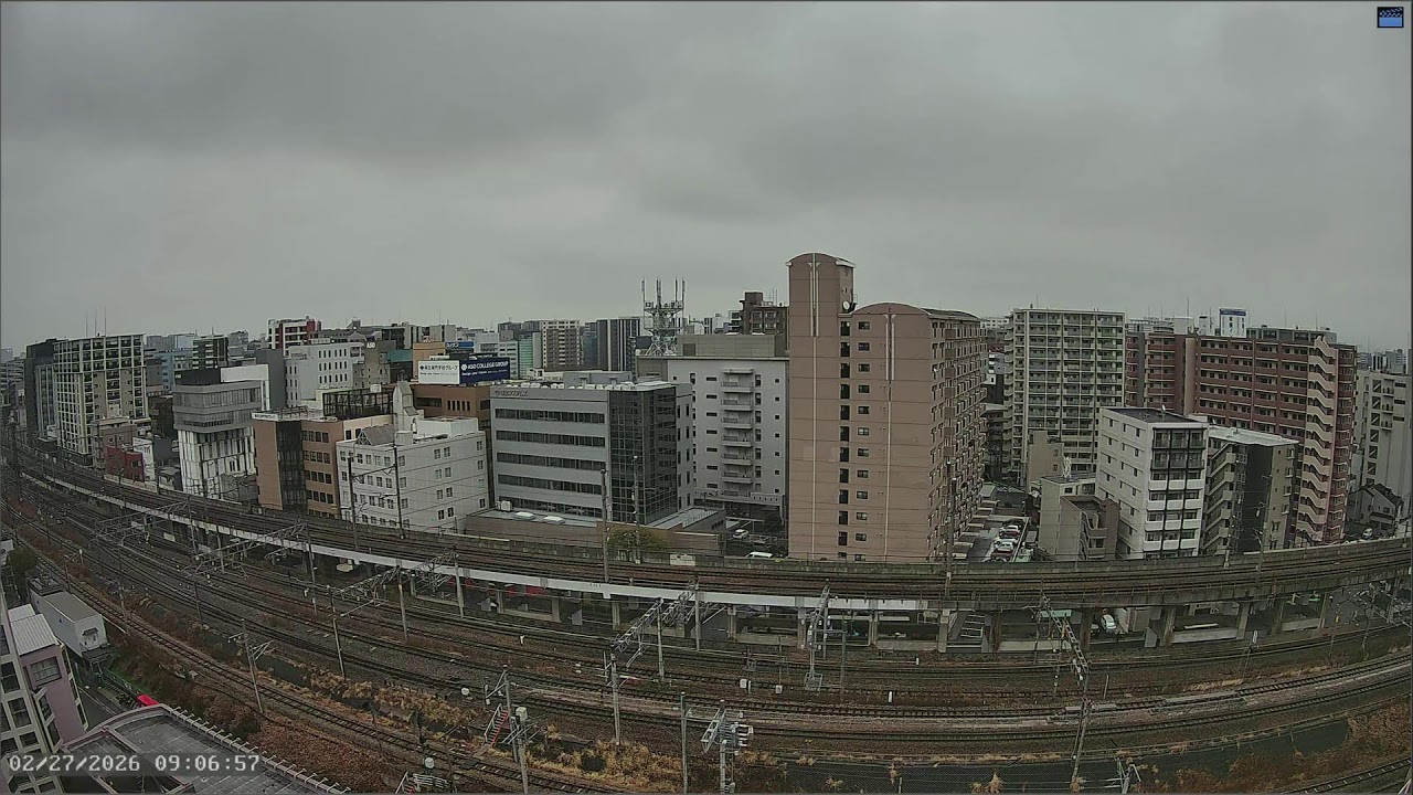 【2026/2/26 21:00 - 2026/2/27 9:00】福岡・博多駅 ライブカメラ｜九州新幹線下り｜JR九州・鹿児島本線｜JR西日本・博多南線｜福岡の夜景｜日の出・朝日