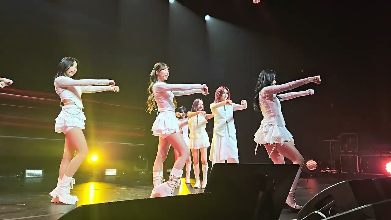 Dreamcatcher - 2 Rings (Kings Theatre 11/2/2024)