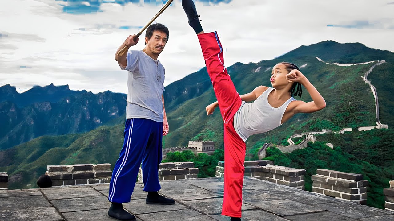 طفل بيتعرض لتنمر بسبب إعجابه لفتاة جميلة وقرر يتعلم الفنون القتالية و أصبح بطل العالم