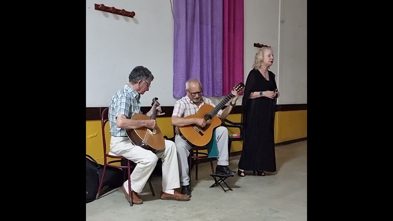 A Candeia (Fado Vitória)