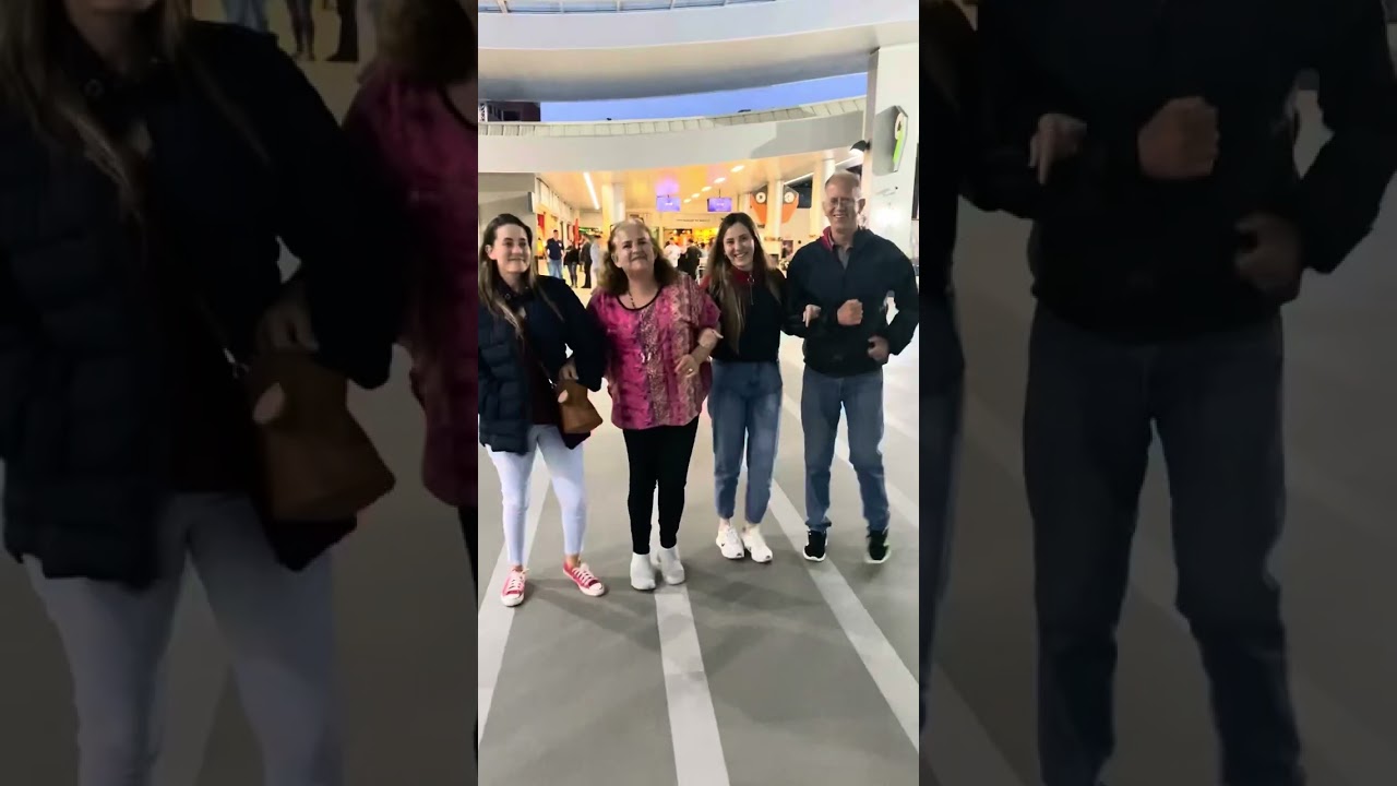 Nos quedamos con los momentos felices hasta el día que nos podamos encontrar . Te amamos 🤍