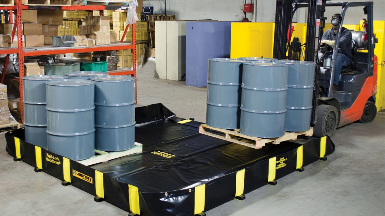 BCI - Top 4 Spill Containment Options for the Oil and Gas Industry