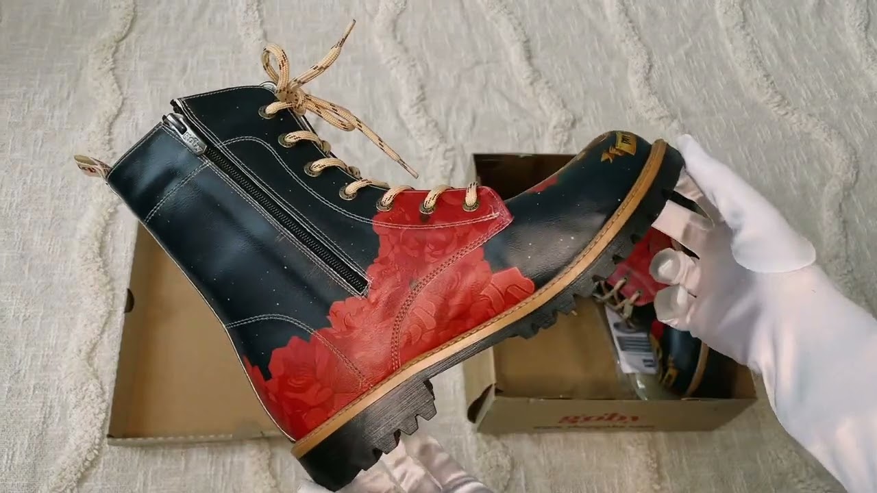 Unboxing: nowe buty z czaszką i tęczą TFS1005