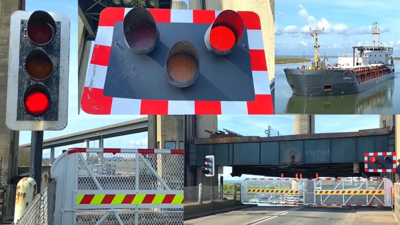 Kingsferry Lift Bridge, Kent (Full Raise)