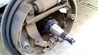 COMO CAMBIAR LAS MAZAS TRASERAS DE UN CHEVY