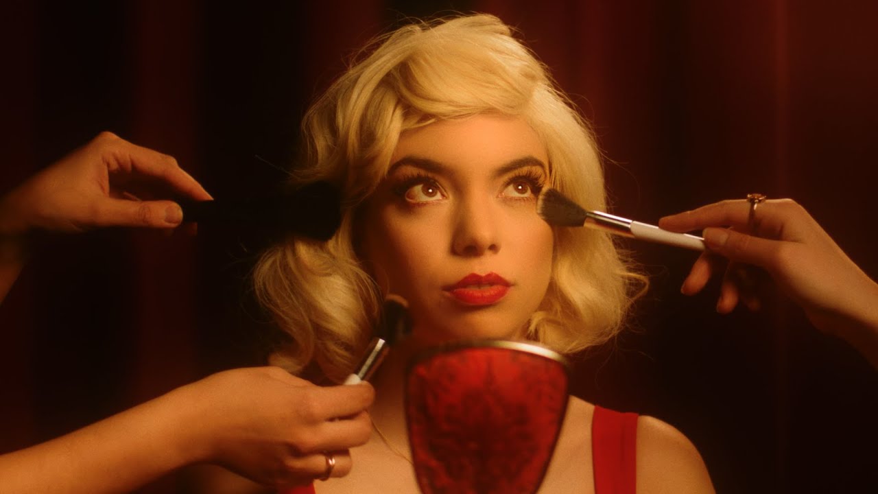 Roxane - Gone With The Wind (Official Music Video)