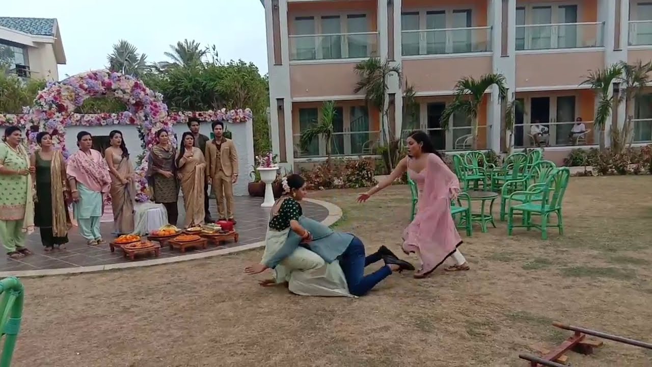 behind the scenes | muh dekhai of Ishqi | #ishqparzornahin #ishqaan #sonytv #shootingvlogs