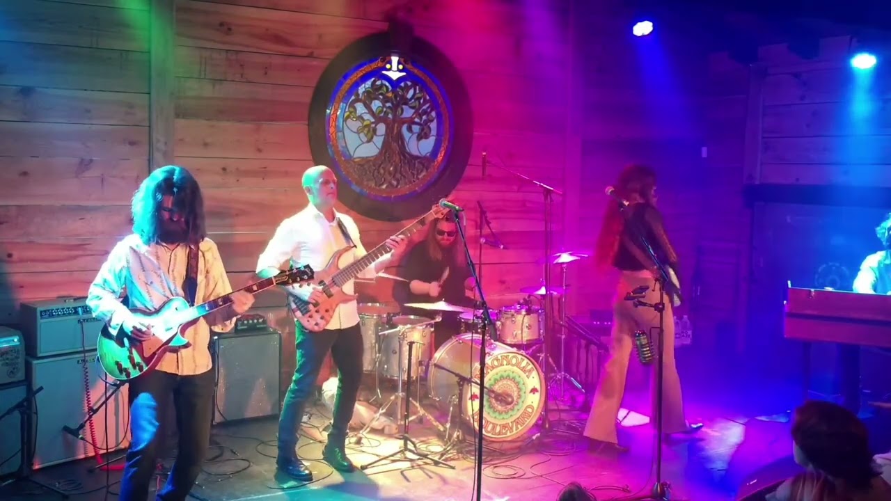 Magnolia Boulevard - On My Own (Live at Friendsgiving 2024)