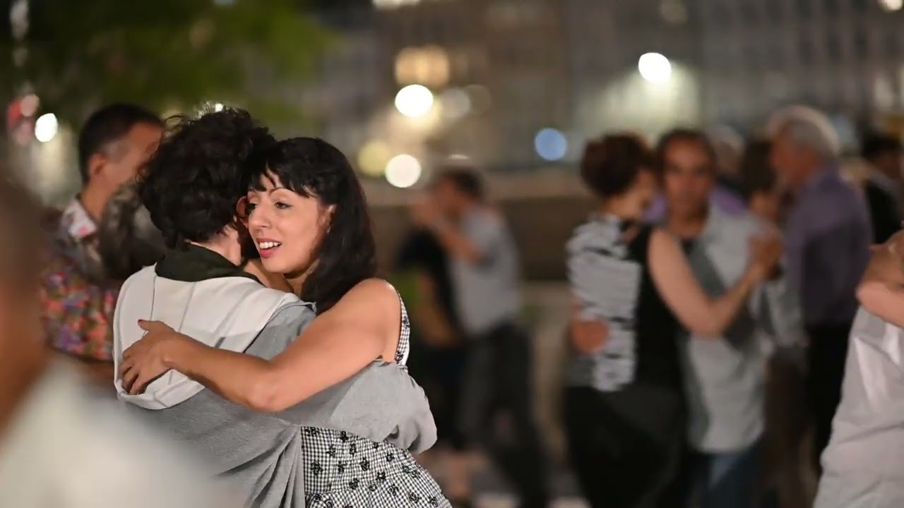Milonga place Benoît Crêpu pendant le Fest'y Tango de Lyon