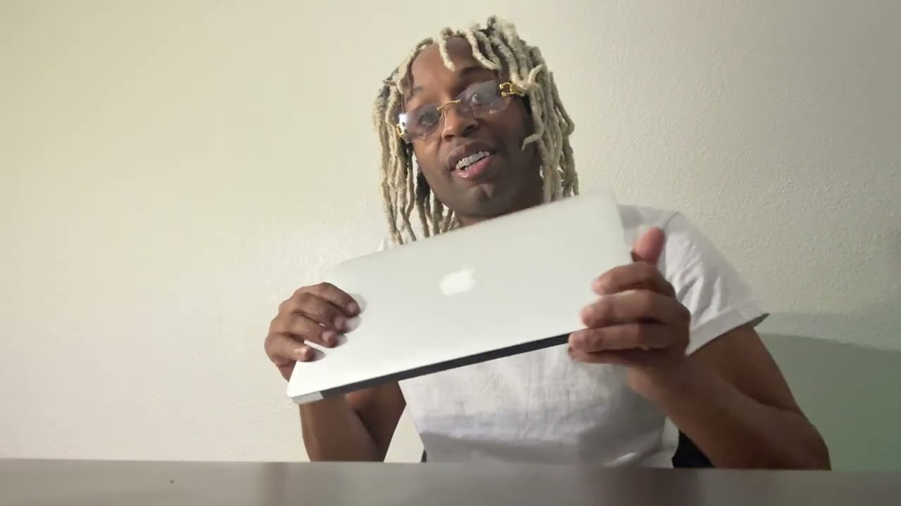 I bought a Mac Book from Temu 😳 