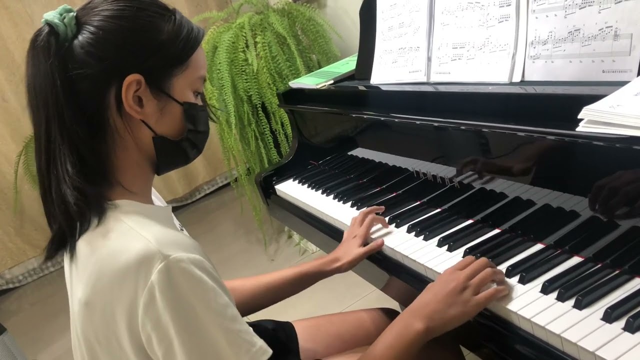 Anna-水邊的阿第麗哪