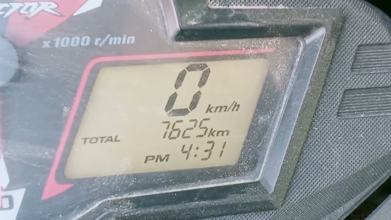 Bike ki clock ka time kaise set kaein😎 #viral #views  #Hero ignitor