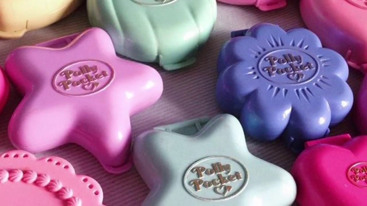 Polly Pocket Vintage Collection says hello Christmas Relaxing Video Stop Motion by pollypocketdr