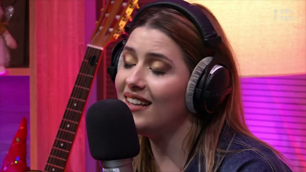 Eva Kovačič - Tiha voda - Jutra ob kavi so še lepša ob kitari
