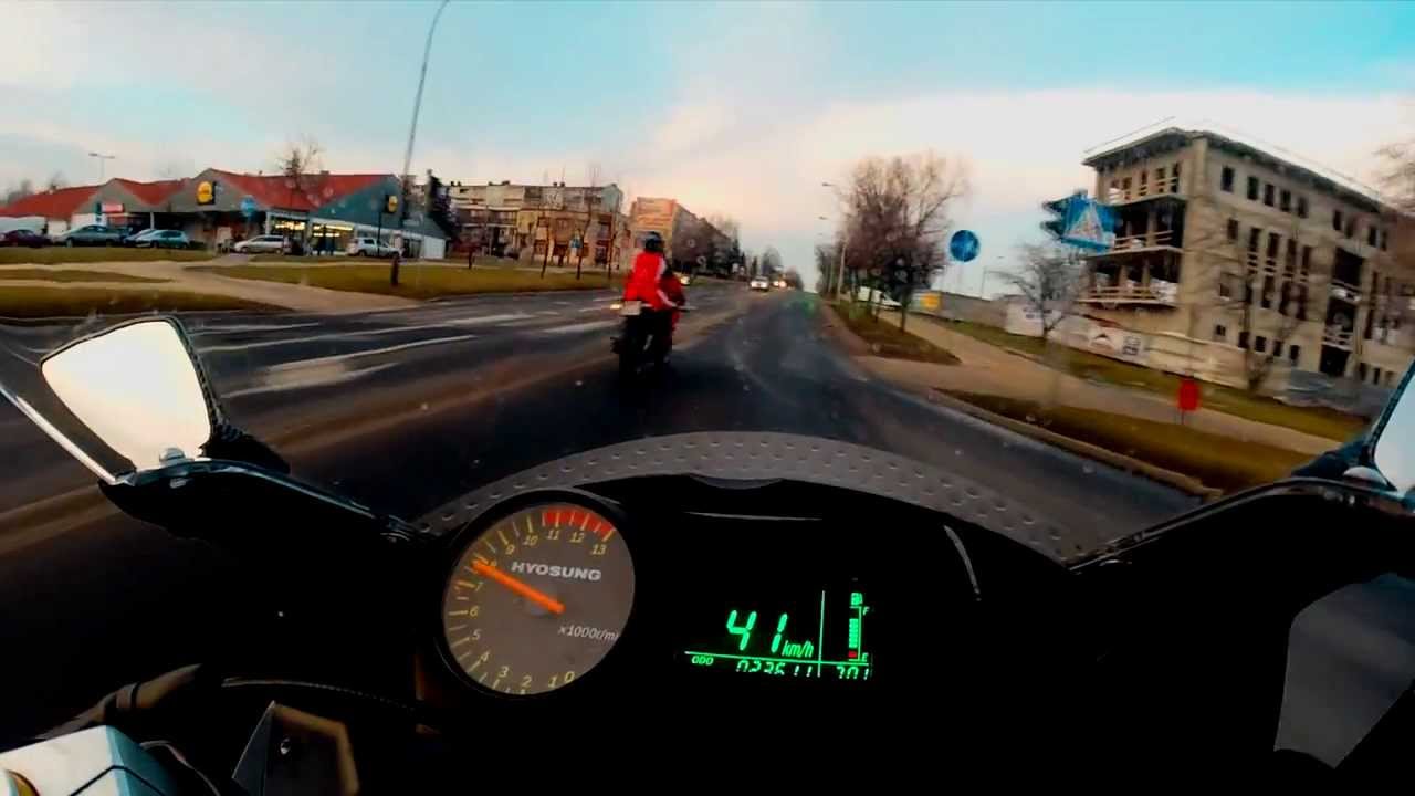 Hyosung GT125R Onboard - Acceleration -  IXIL Exhaust - GoPro 3+ Silver [HD]