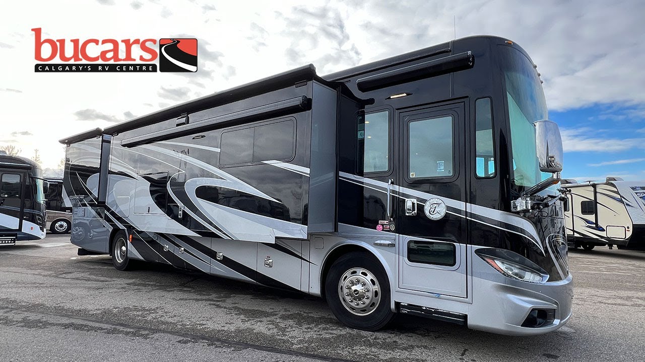 2015 Tiffin Phaeton 40AH Diesel Motorhome