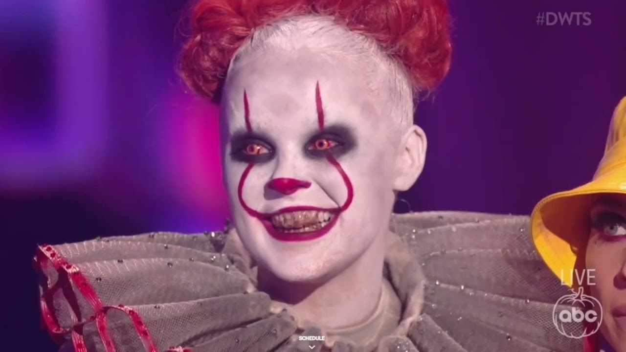 Jojo Siwa's Horror Night Dance on DWTS (2021)