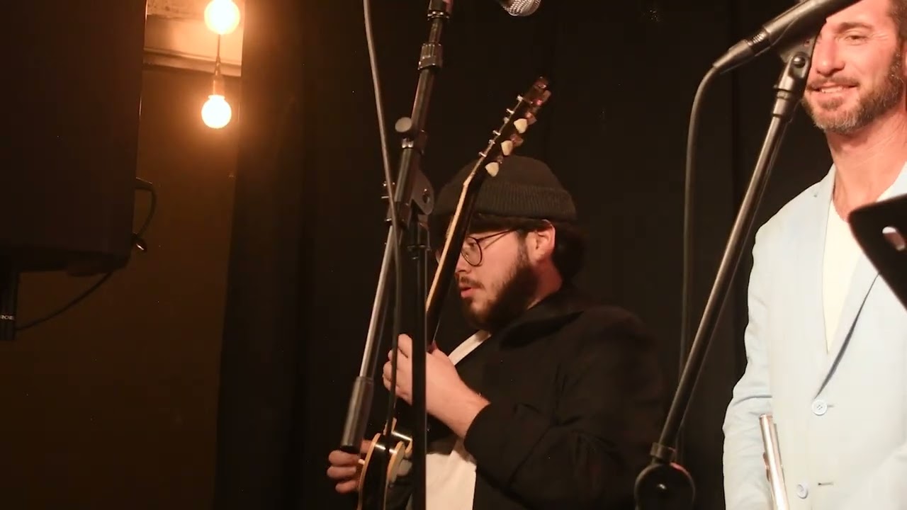 Itai Kriss - Mrs. Pinchinson | Live at Amama Tel Aviv