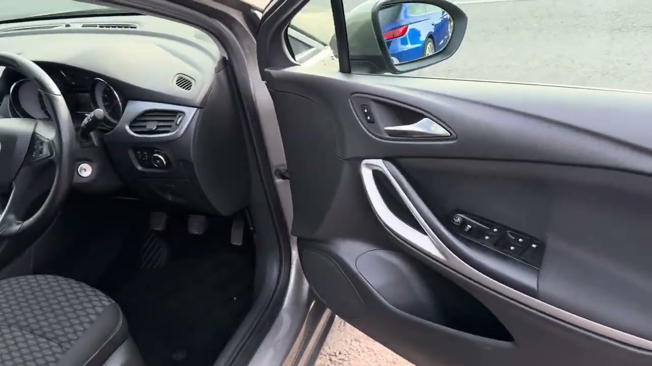 2017 Vauxhall Astra 1.6 CDTI Tech Line 5dr, навигация, Apple CarPlay, небольшой пробег