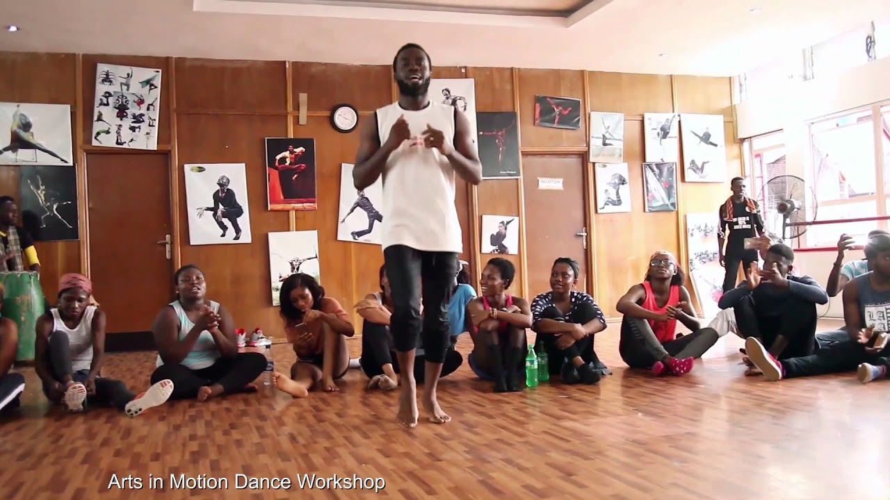 @fhezzii_magnet - Yoruba bata dance