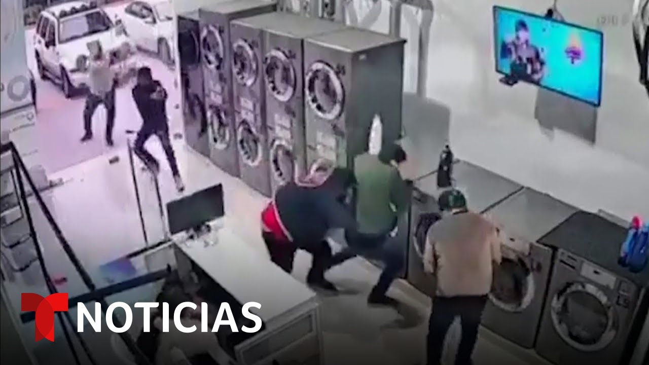 Sujetos armados entran a lavander&iacute;a y matan a dos hombres frente a una empleada | Noticias Telemundo