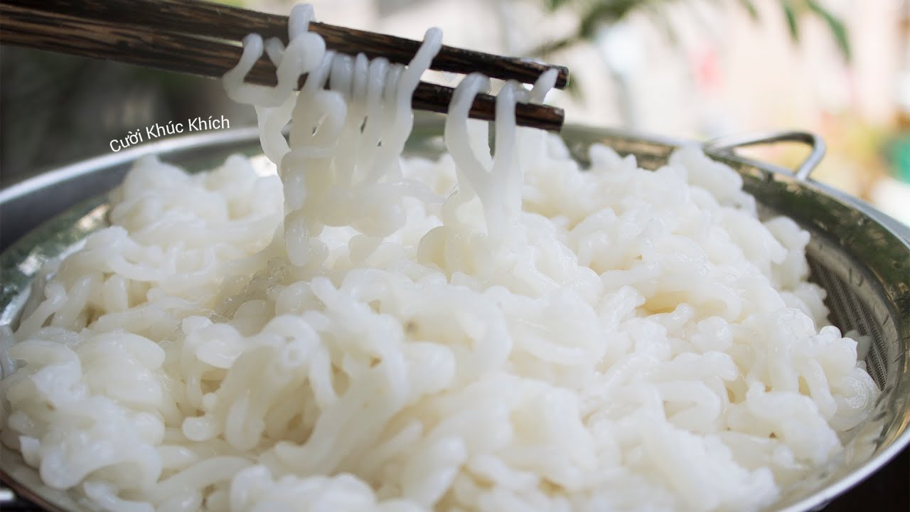 BÁNH CANH | CÁCH LÀM BÁNH CANH TẠI NHÀ VỚI CÔNG THỨC ĐƠN GIẢN NHẤT - CKK
