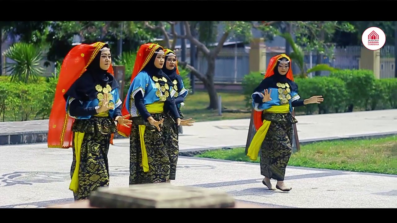 TARI KREASI PERSEMBAHAN SMA IT SC DENGAN JUDUL : PALANGAN KATELAS